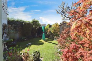 UPPER PARK ROAD- click for photo gallery